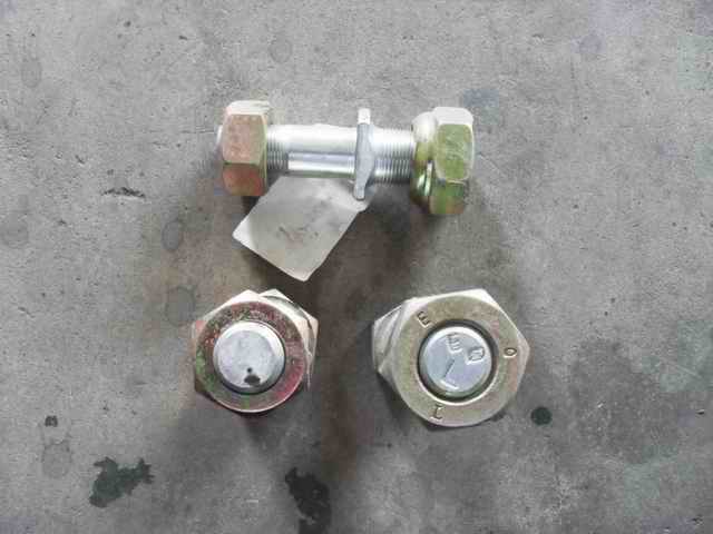 Left front wheel bolt nut; 30XN61