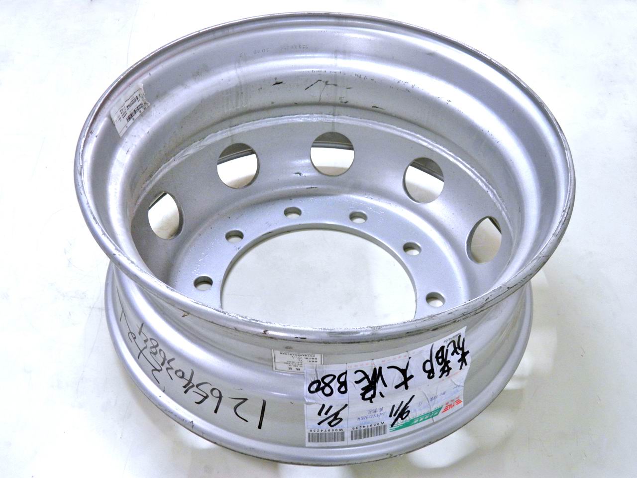 One car wheel (8.25×22.5)