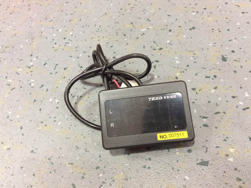 Tire blowout safety device display device