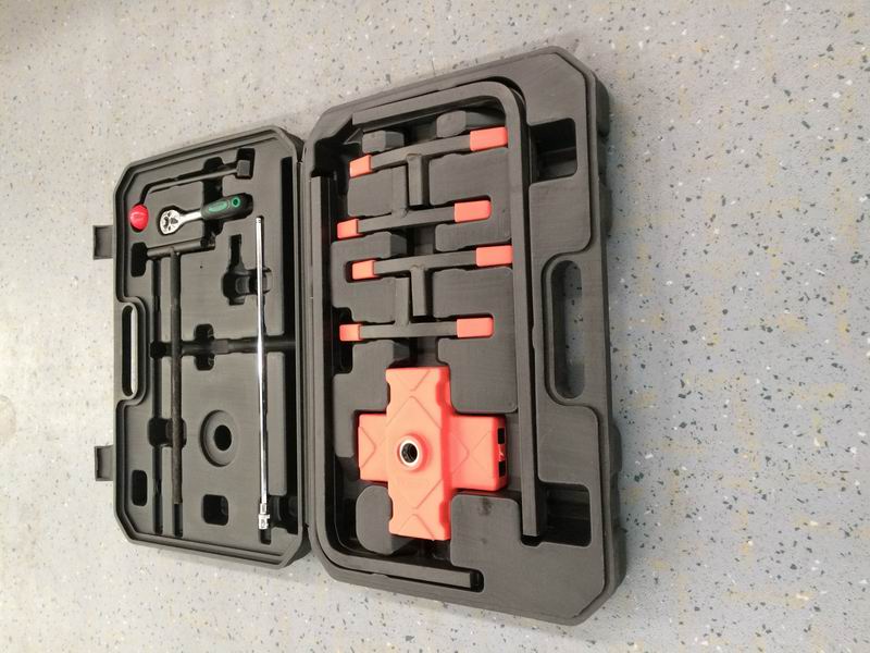 Passenger car tire blowout emergency safety device R15W65; contains 4 pieces-1