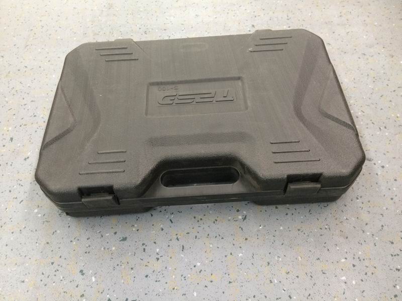 Устройство аварийной защиты от выброса шин легкового автомобиля R 19W85 ; содержит 4 шт.