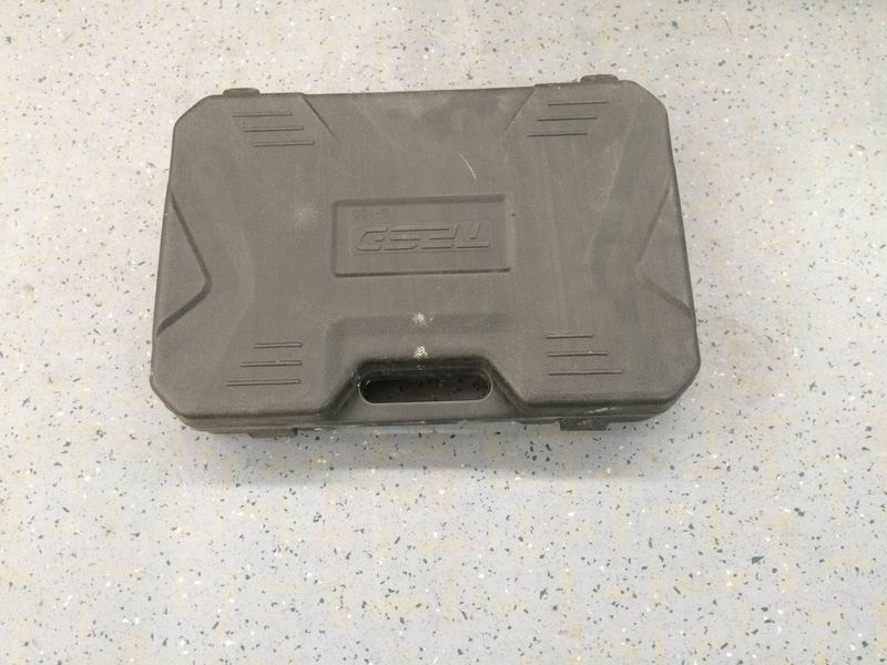 Passenger car tire blowout emergency safety device R20W85; contains 4 pieces