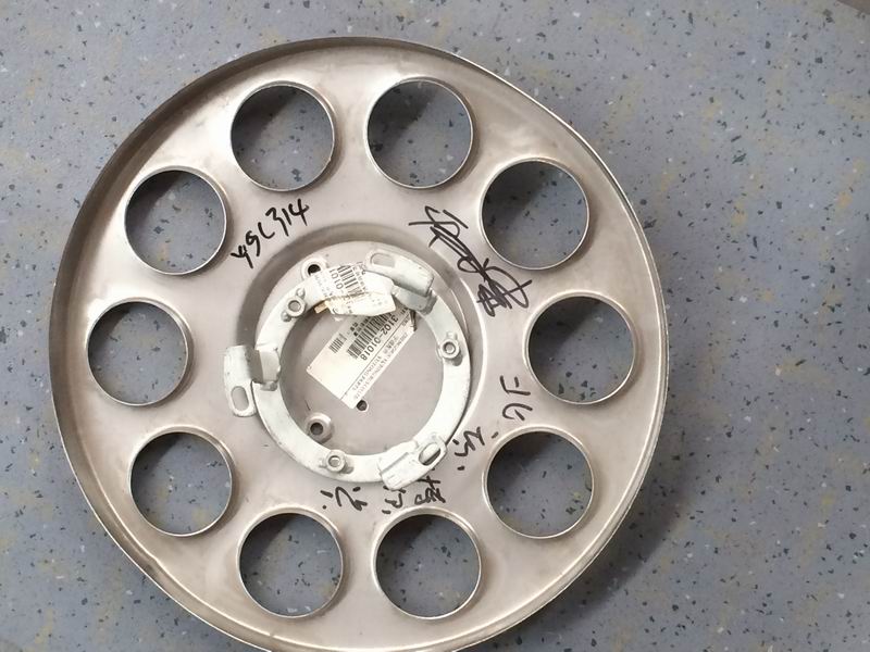 Крышка переднего колеса наполовину из нержавеющей стали-1