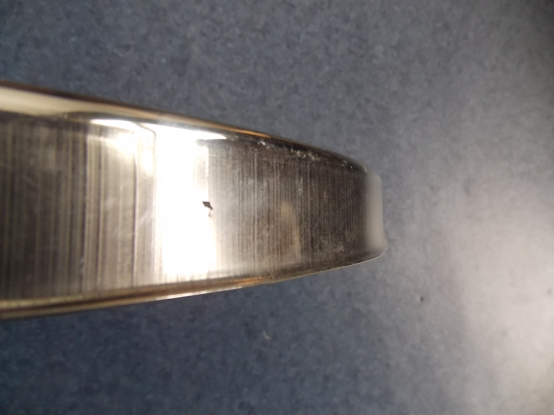 Небольшая крышка заднего колеса из нержавеющей стали половинного размера.-2