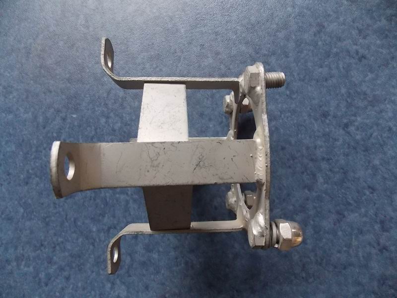 Rear wheel cover bracket-2