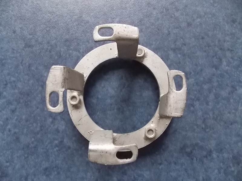 Front of wheel cover bracket-1