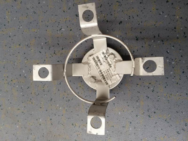 Rear nylon wheel cover bracket-1