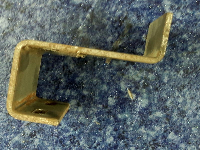 Rear wheel cover hinge pad (6122HQA9)-1