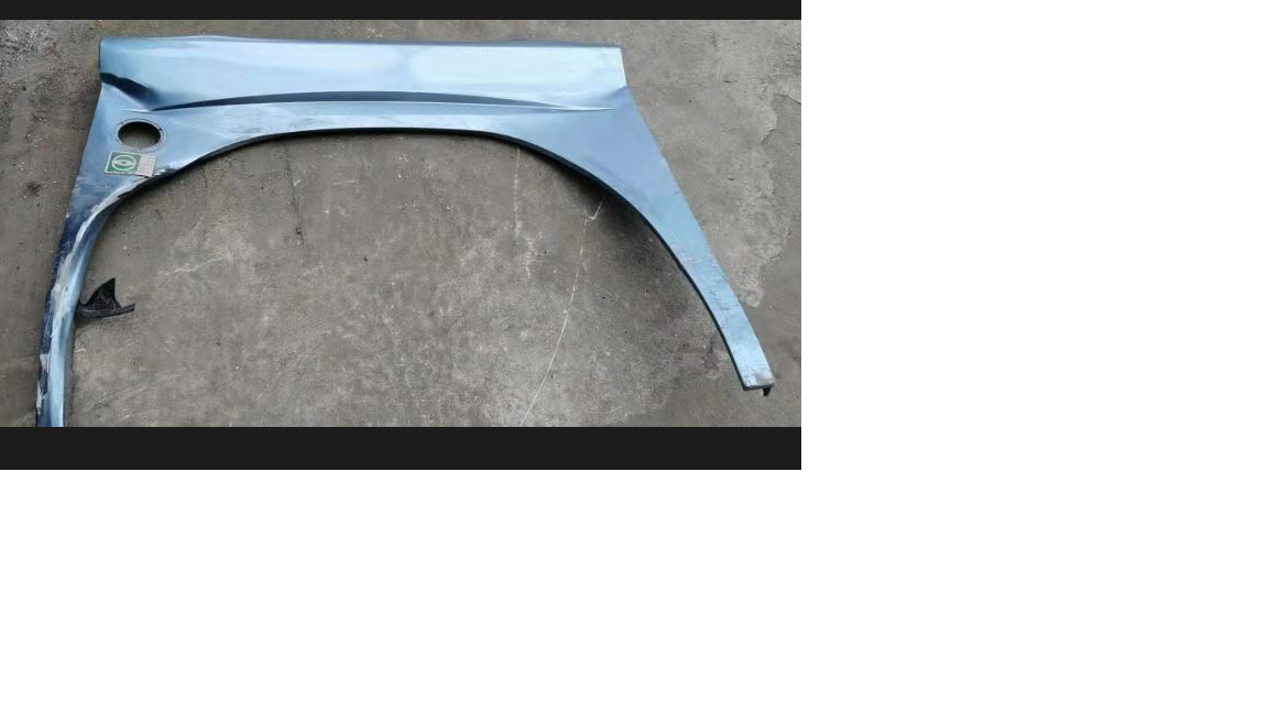 Front wheel cover assembly, right, 10-meter model replacement car, with air vent valve