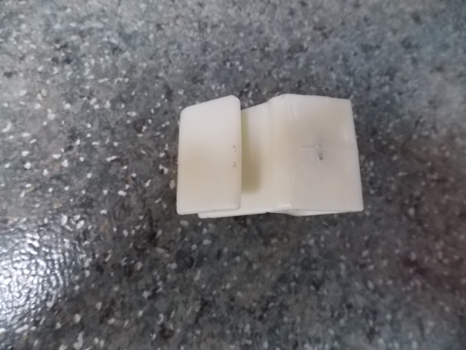 Nylon injection molding clamp-1