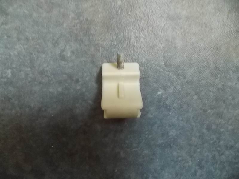 Wheel cover bracket fixing block-front-1