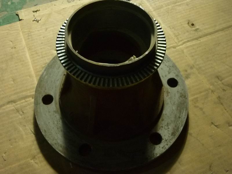 Front wheel hub ABS