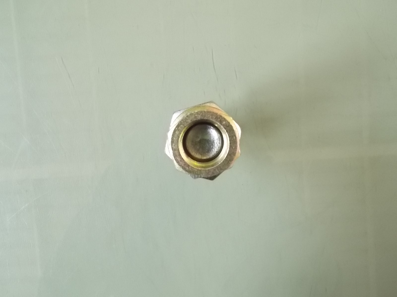 Гайка болта крепления левого переднего колеса; РБ 46-1