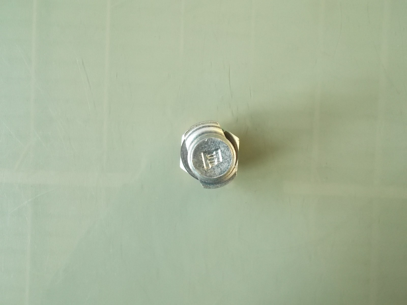 Гайка болта крепления левого переднего колеса; РБ 46-2