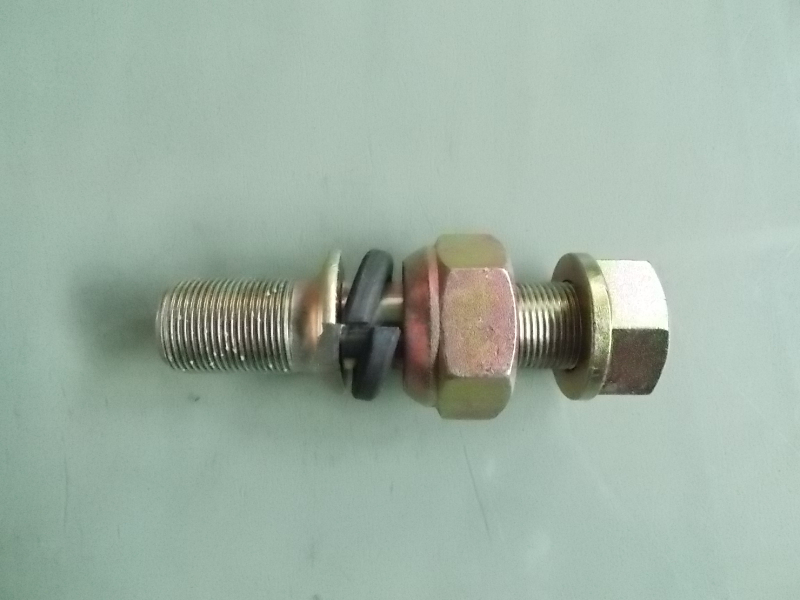 Right front wheel bolt nut-1