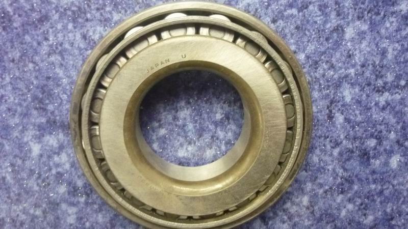 Front wheel inner bearing