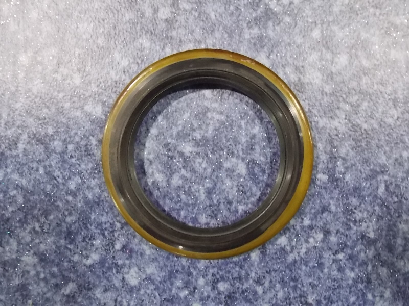 CA151 front wheel oil seal
