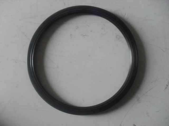 Oil seal inside the hub; inner diameter 140; outer diameter 160; thickness 10