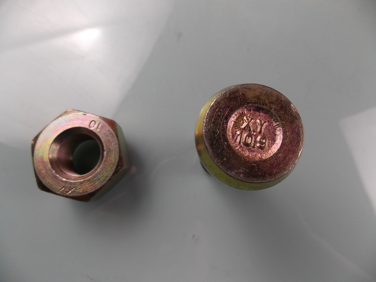 Tire nut-left rotary-2