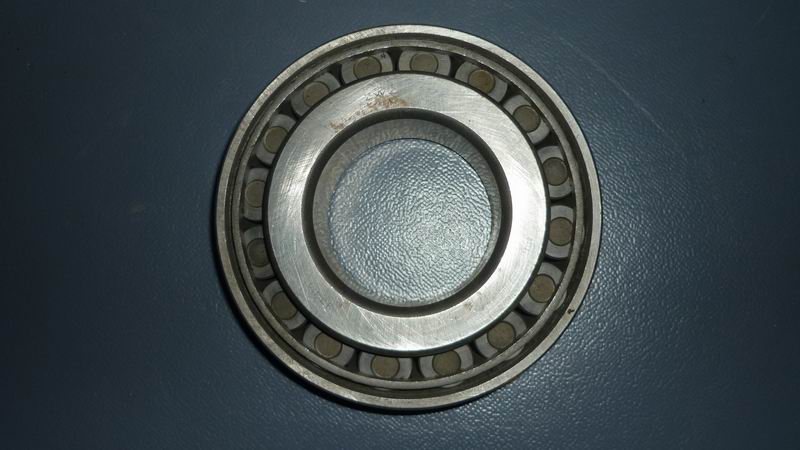 Front wheel inner bearing