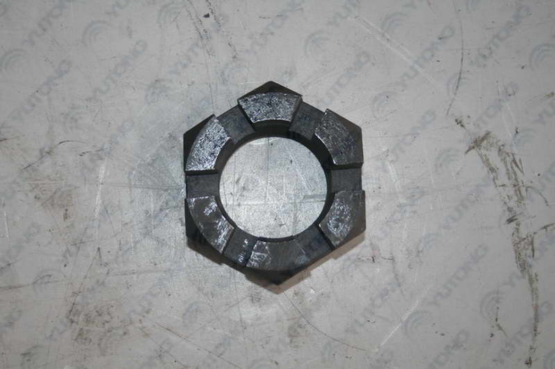 Контргайка рулевого шарнира