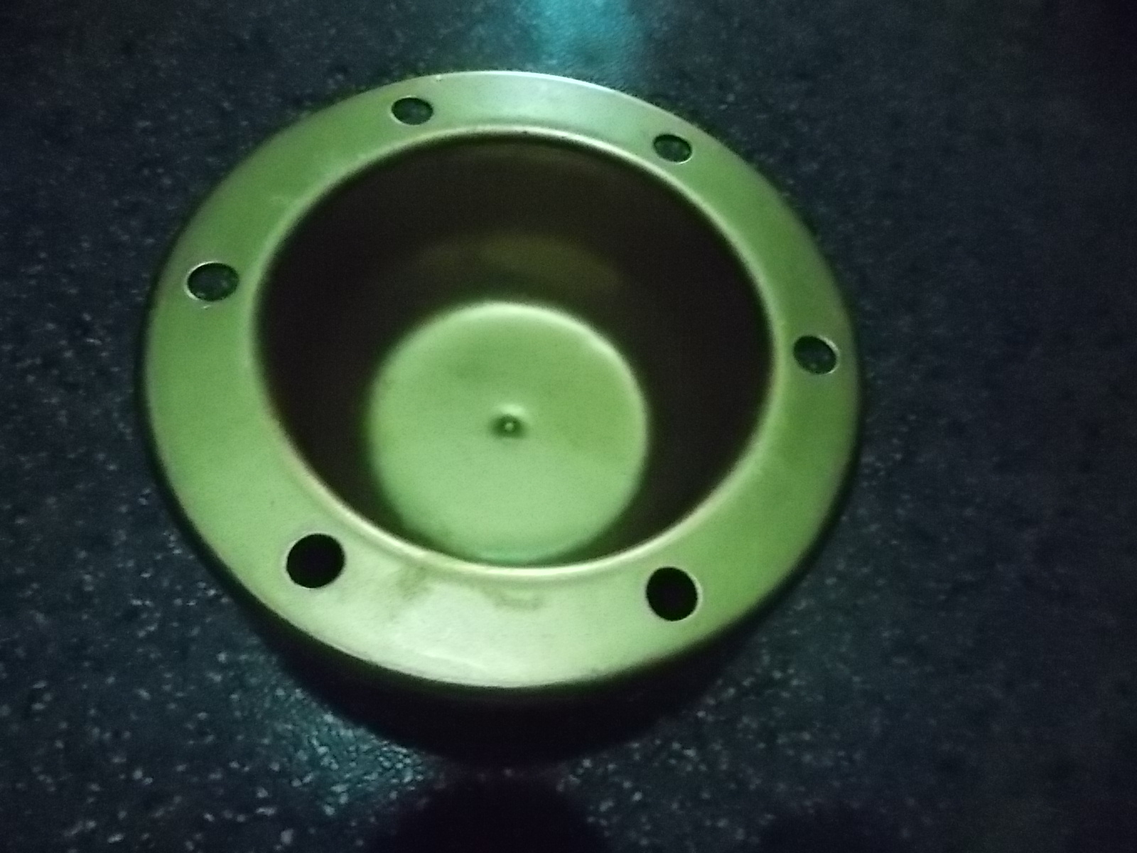 Hub cover-1