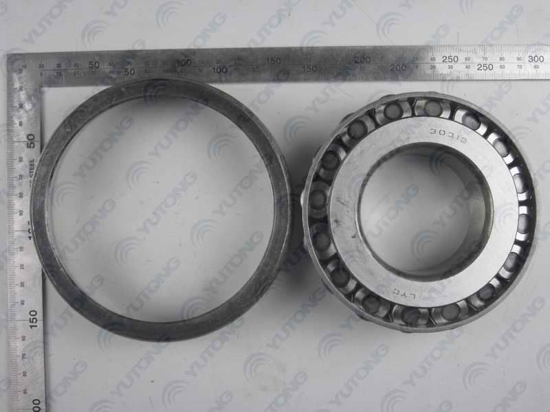 Front hub inner bearing assembly; same as 9401-00262