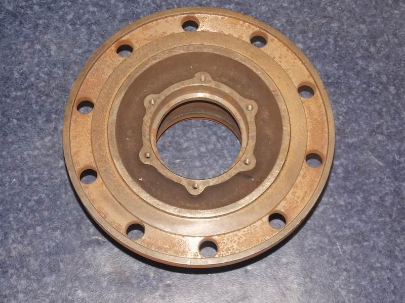 Front wheel hub with ring gear assembly