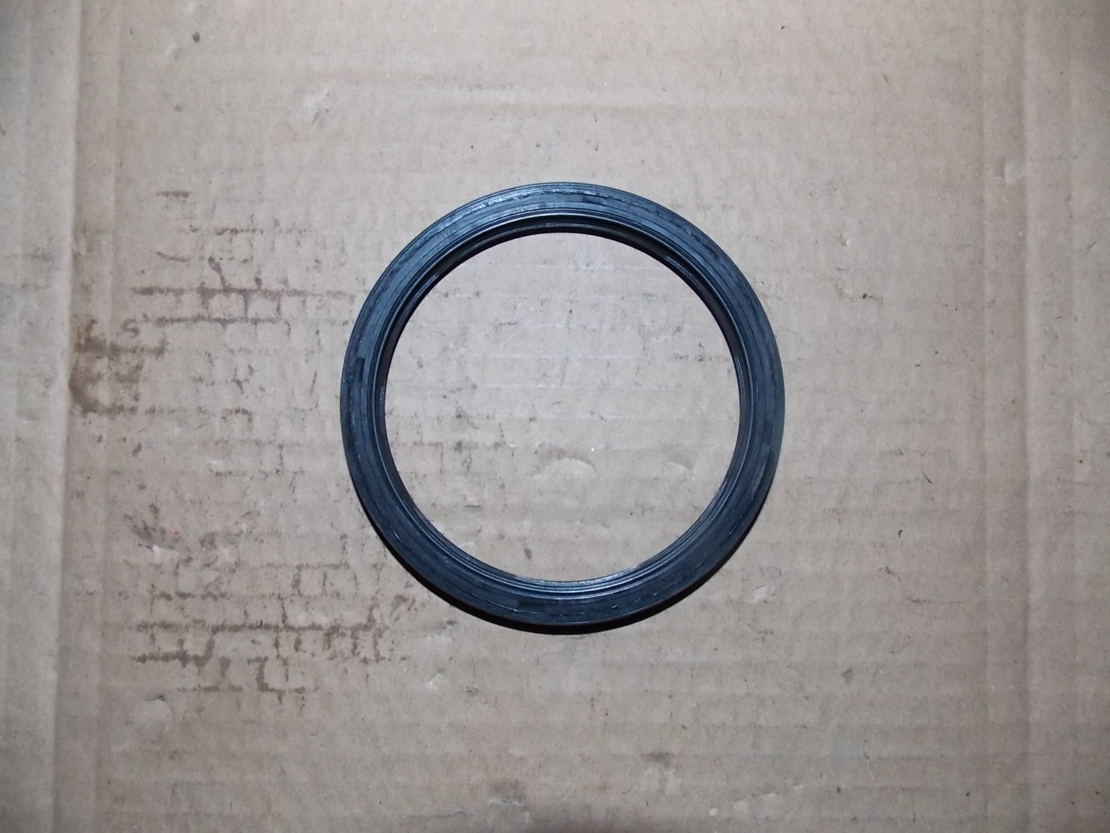 Front hub oil seal assembly-1