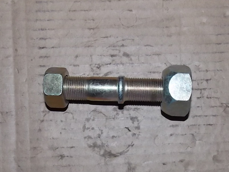 Wheel bolts and nut assembly-right