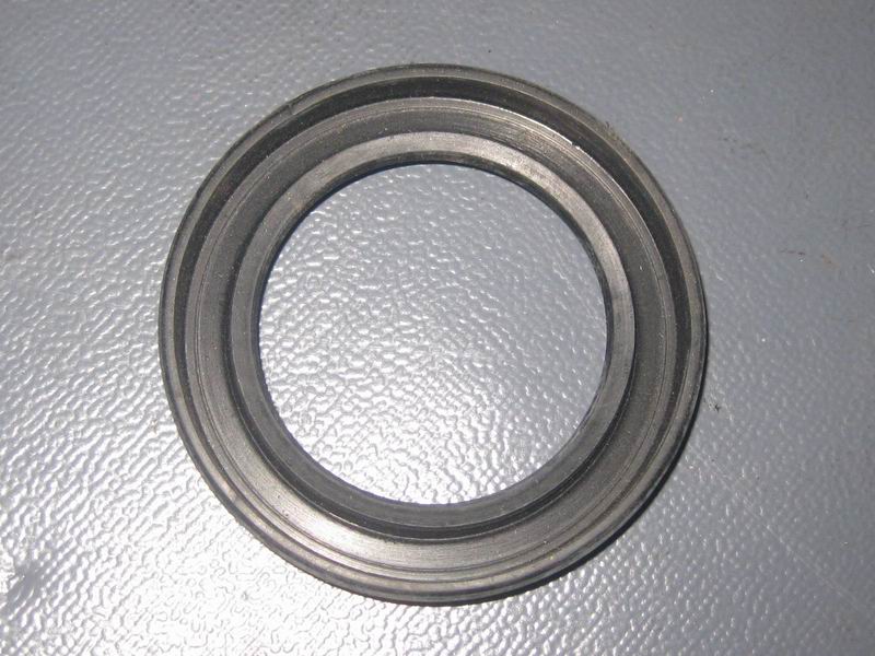 Front wheel oil seal
