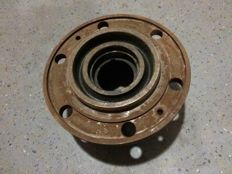 Front wheel hub-1