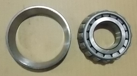 Front hub inner bearing