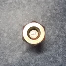 Гайка колесного болта левая-1