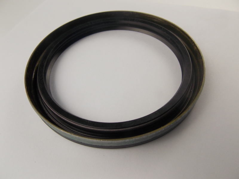 Front wheel hub oil seal-2