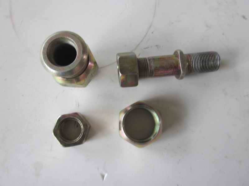 Wheel bolts and nut assembly-left