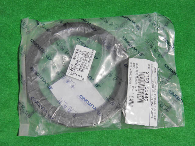Front wheel hub oil seal-1