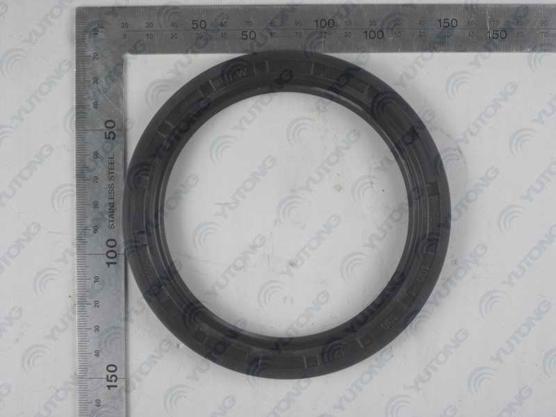 Front wheel hub oil seal-3