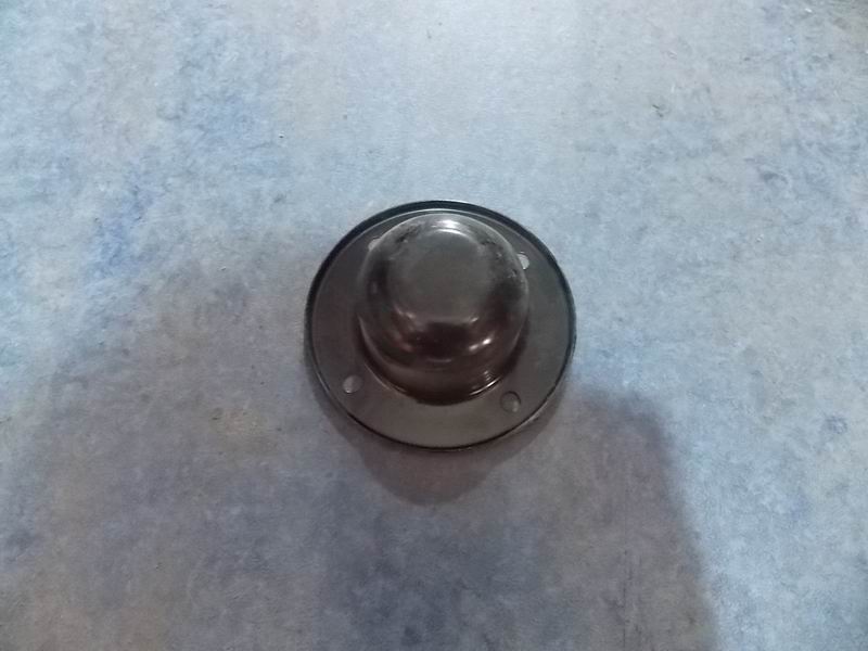 Front hub cover-1
