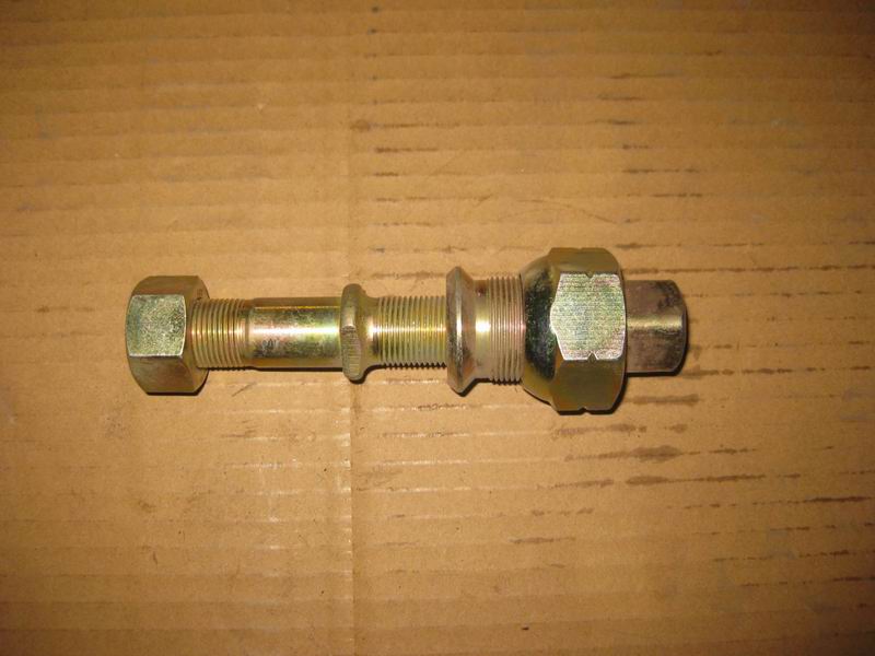 Left wheel bolt nut