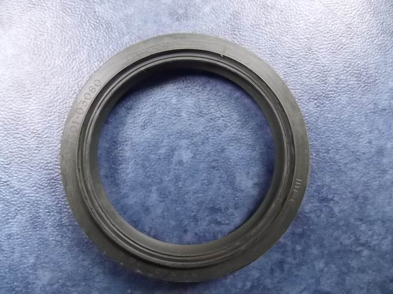 Hub oil seal; inner diameter 75.5; outer diameter 100; thickness 14.4