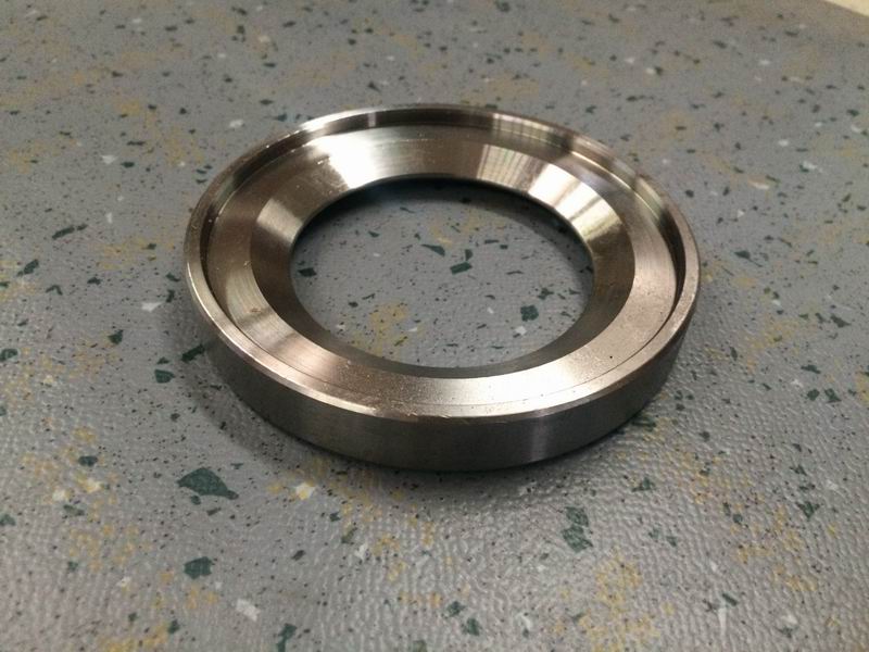 Oil seal seat ring