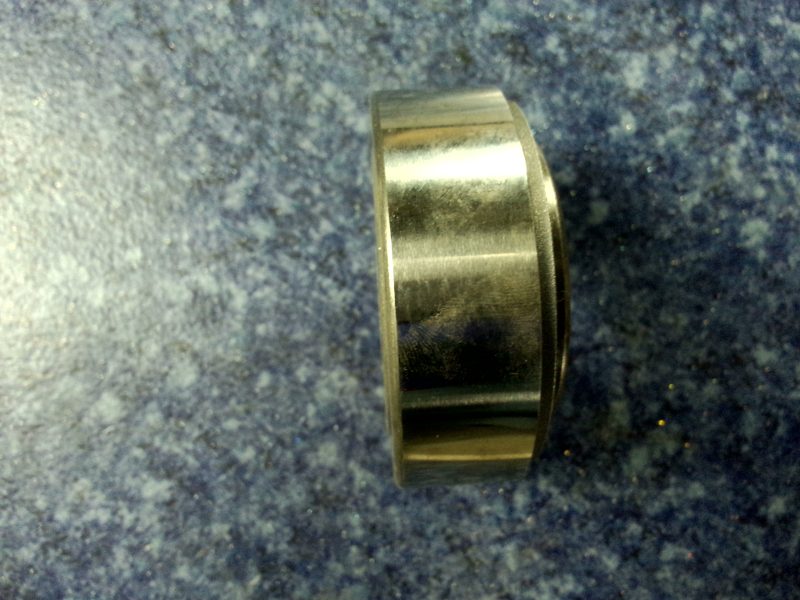 External bearing of the hub; same as 3103-00384-2