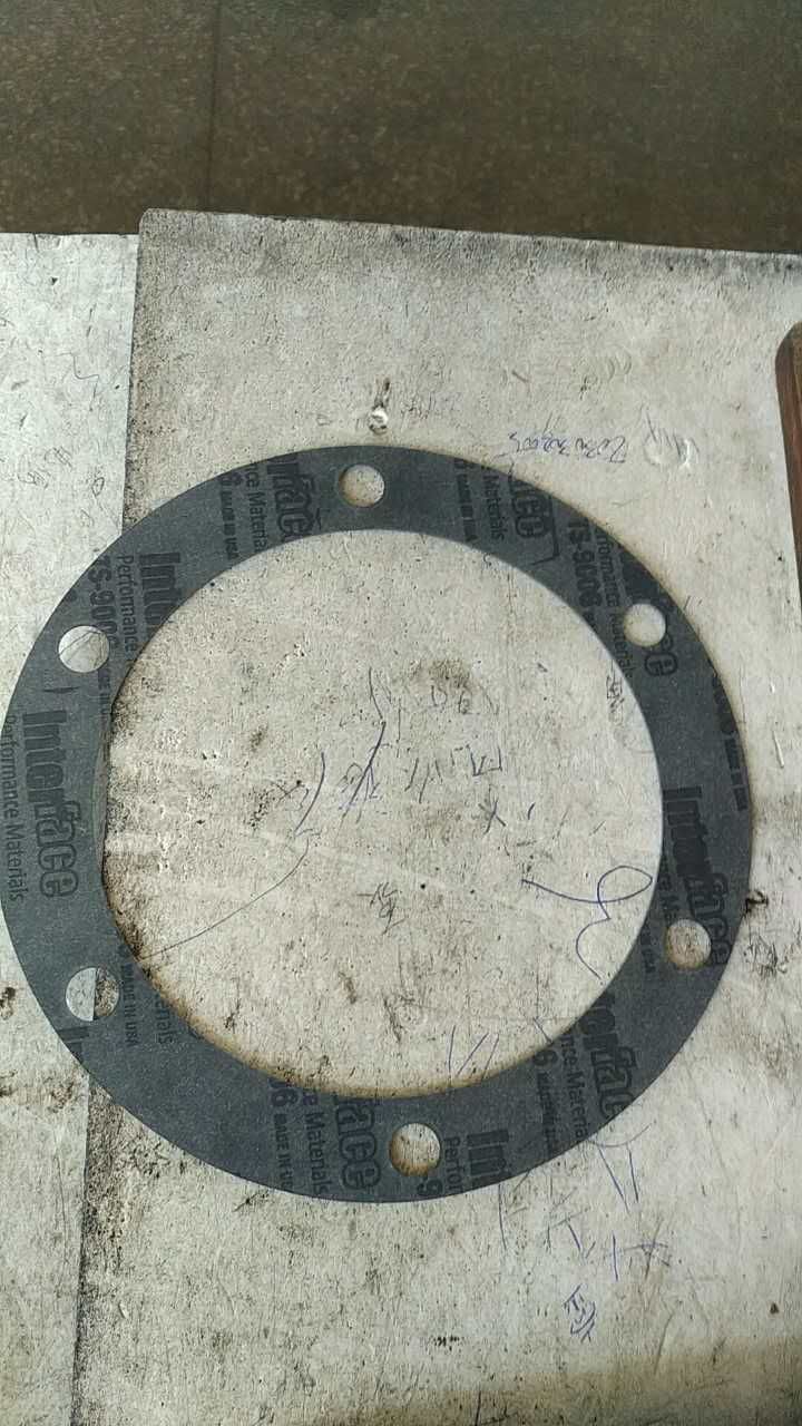 Hub cover gasket