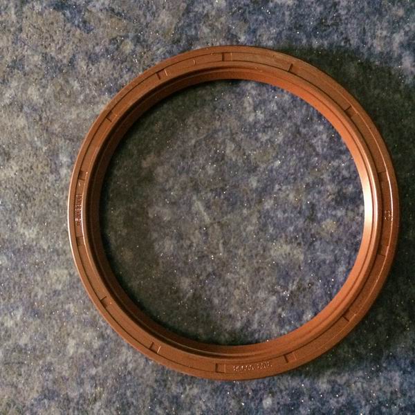 轮毂内油封(Φ115*Φ138*10)-1