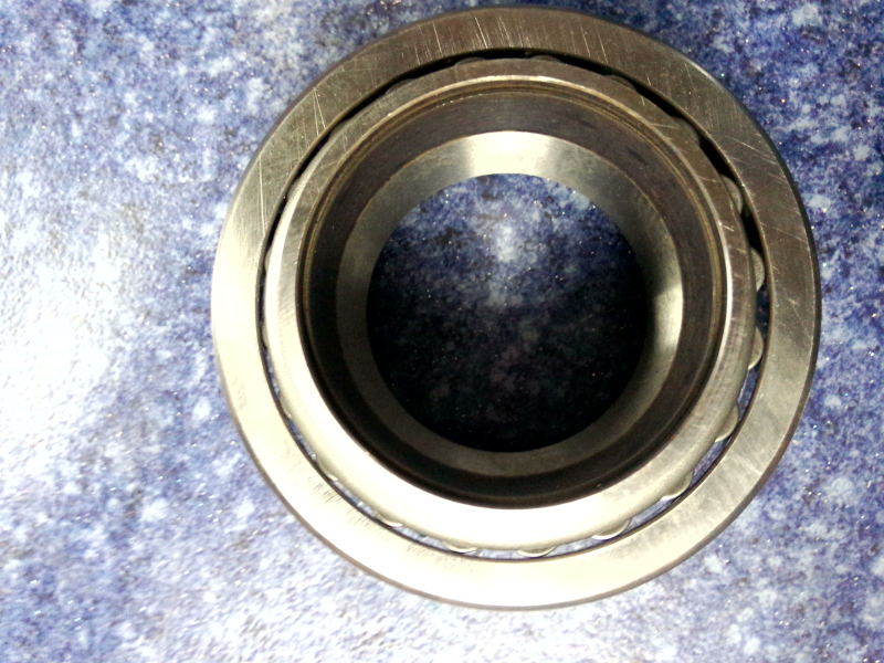 Front wheel hub unit assembly; contains 10 pieces