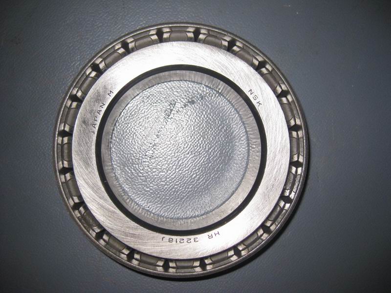 Rear hub inner bearing; common to 3104-00144-5