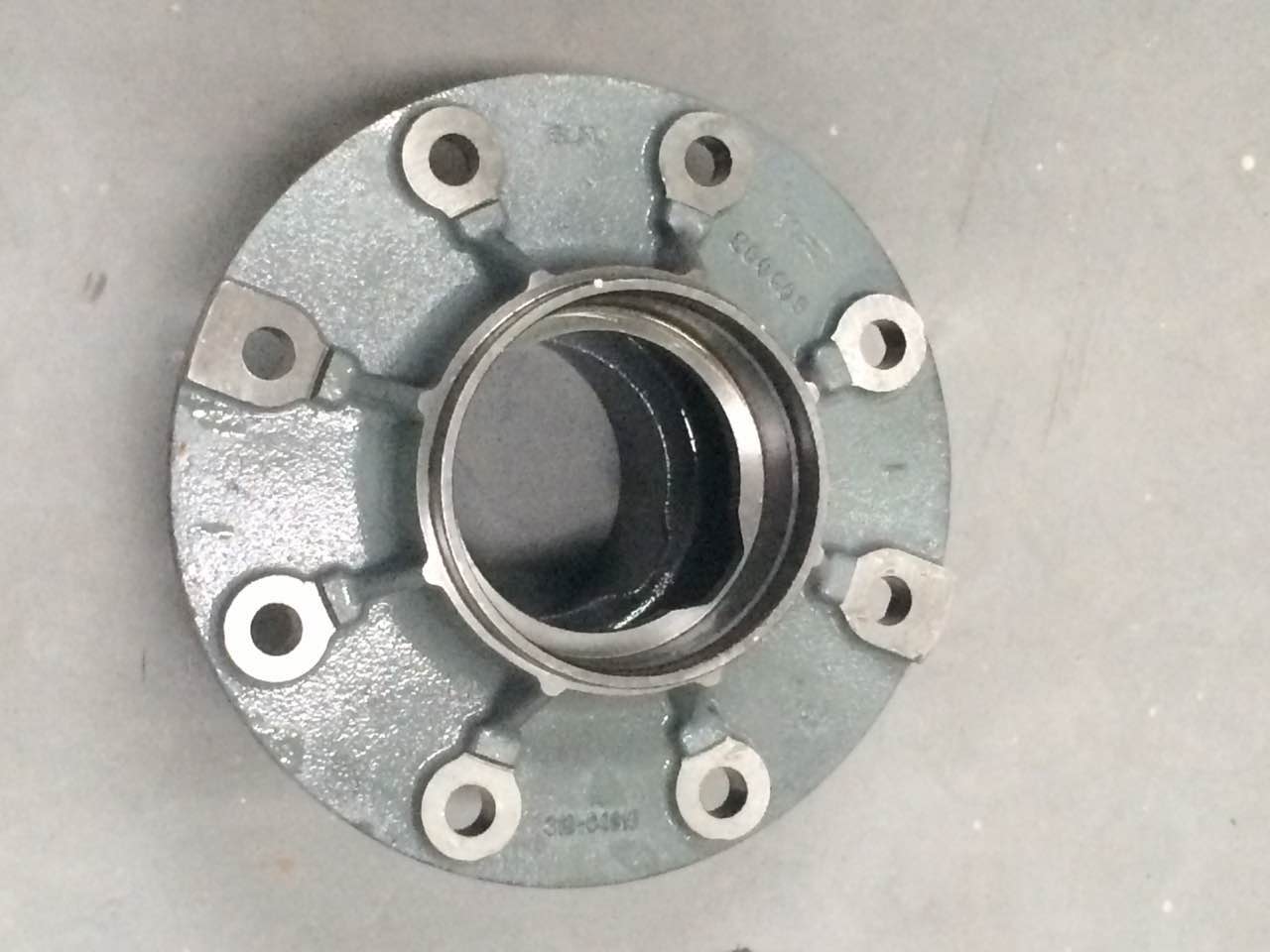 Rear wheel hub-2