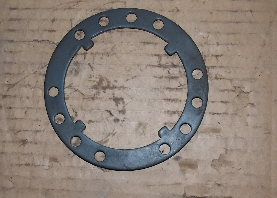 Hub locking washer