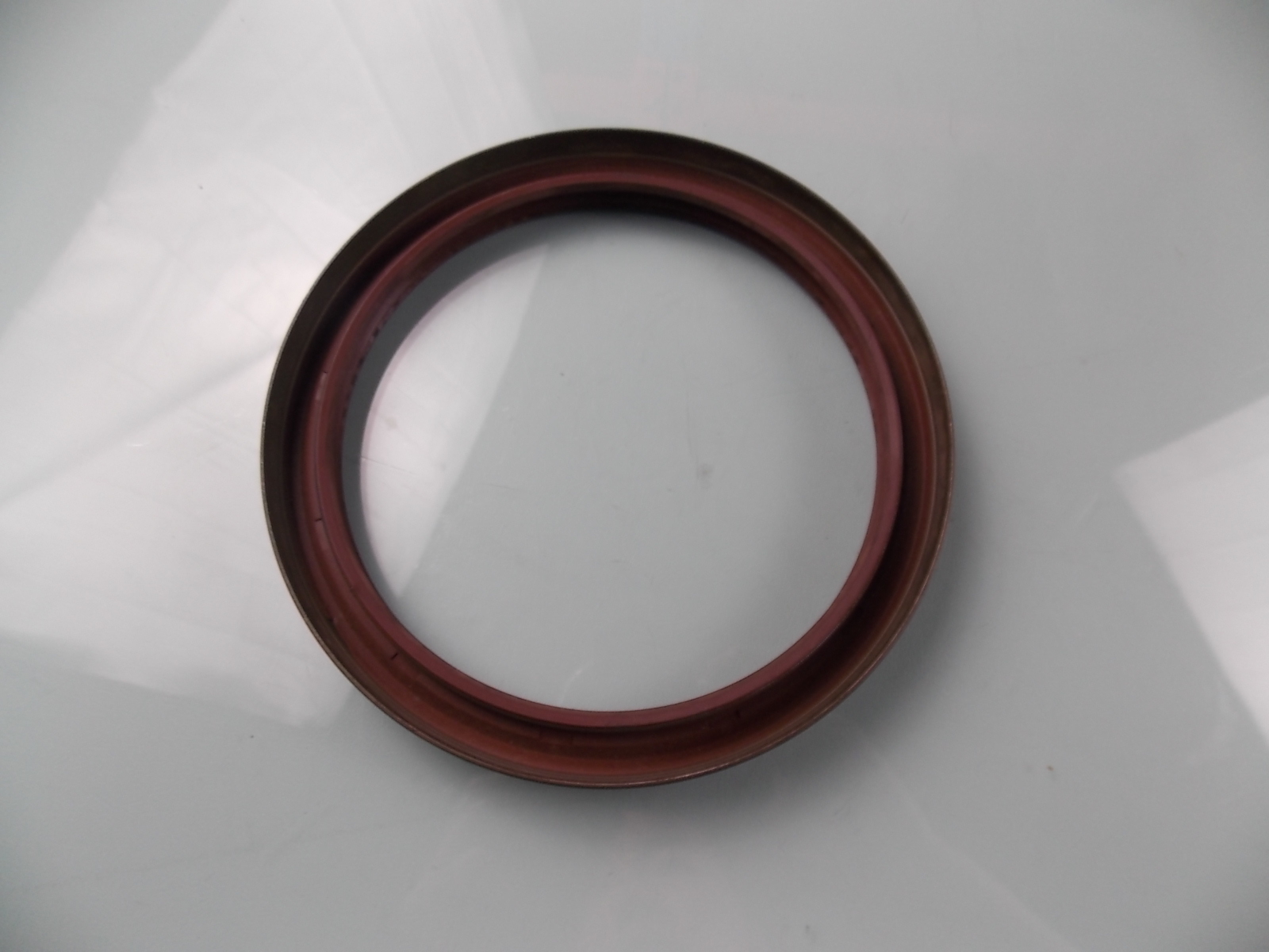 Rear wheel oil seal-1